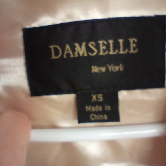 DAMSELLE New York Women's XS Cream Faux Fur Super Soft Ruffle Coat Satin Lined. - Picture 12 of 13